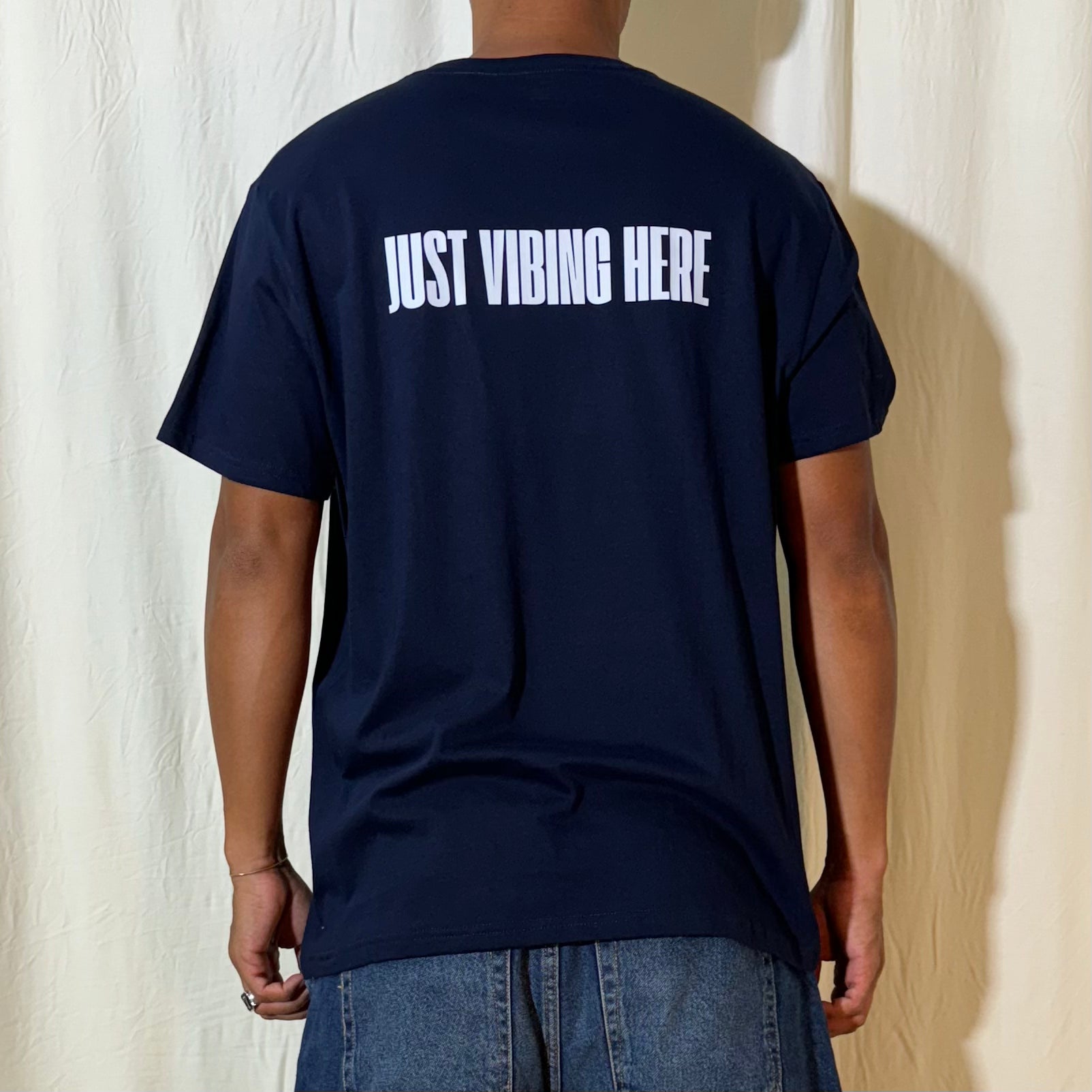 JUST VIBING TEE
